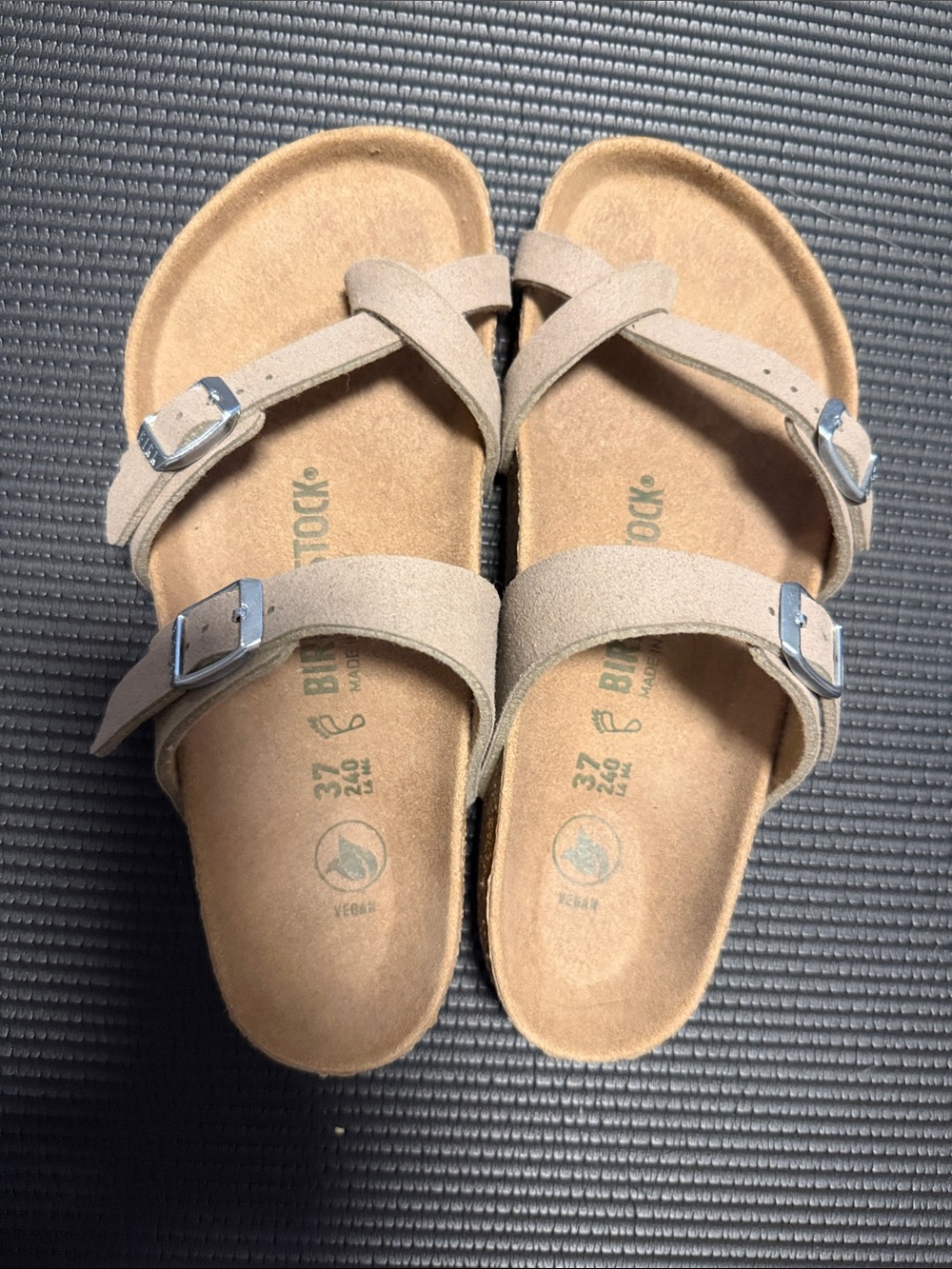 Birkenstock Arizona Sandals Tan US 7